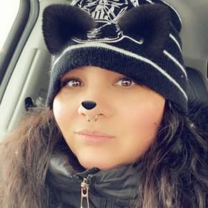 Meet your Posher, April